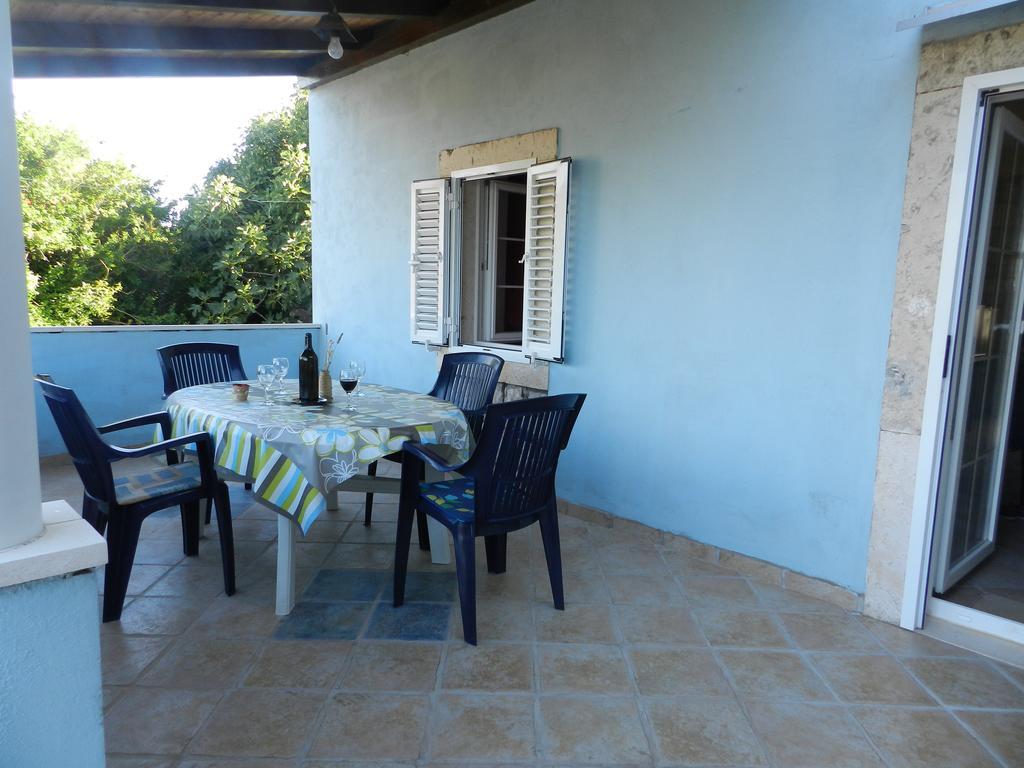 Apartment Deni Lumbarda Oda fotoğraf