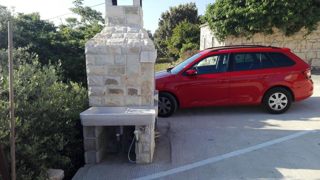 Apartment Deni Lumbarda Dış mekan fotoğraf